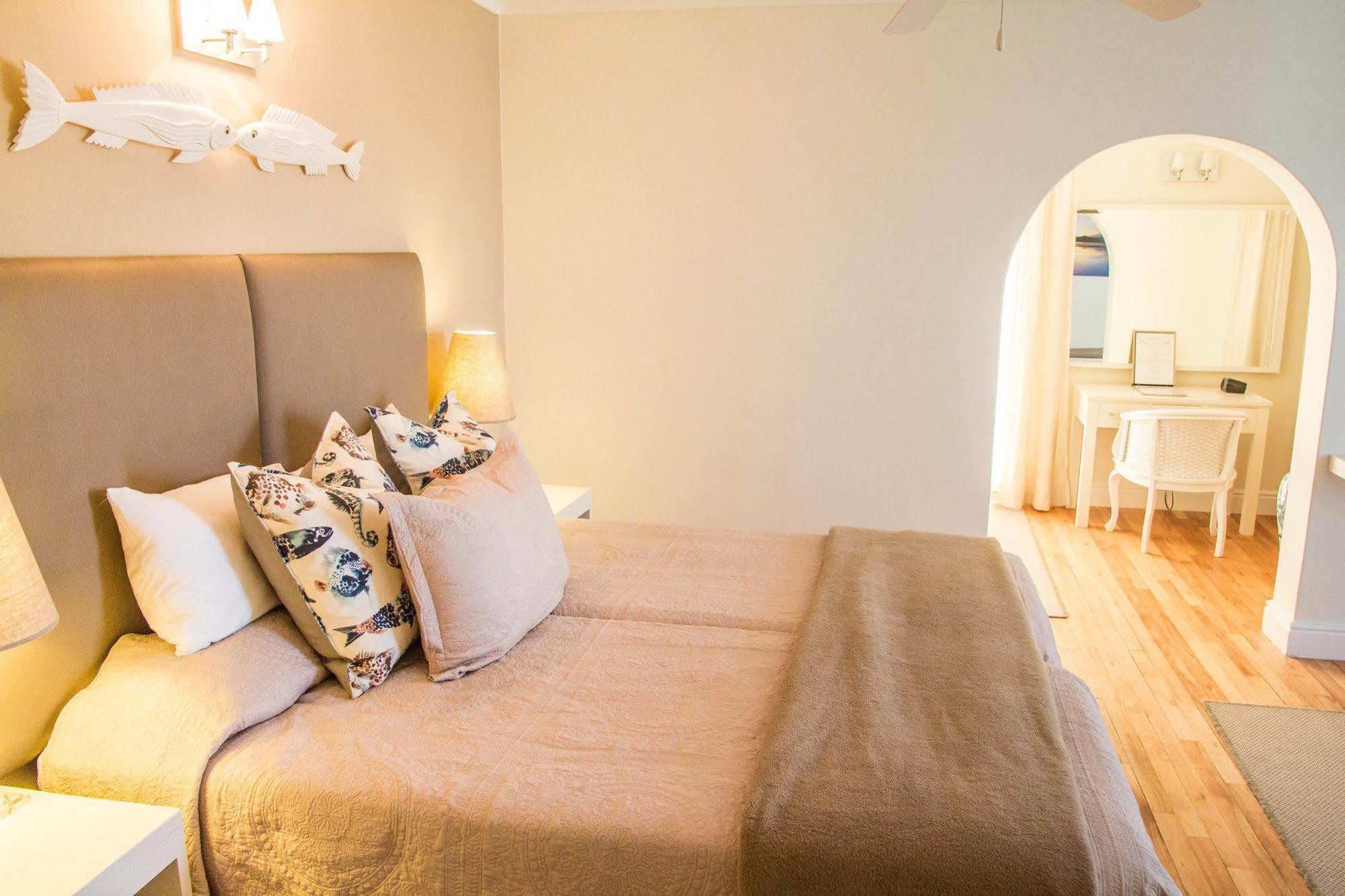 Milkwood Manor On Sea Bed & Breakfast Плетенбърг Бей Екстериор снимка
